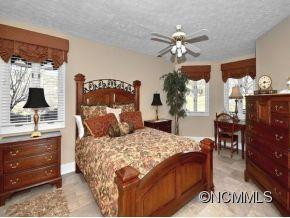 4 Lakeway Circle - Photo 22