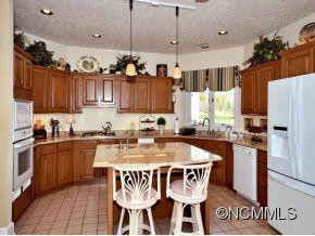 4 Lakeway Circle - Photo 10