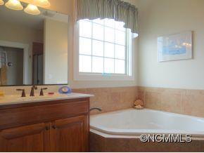 28 Rose Point Drive - Photo 11