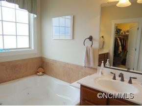 28 Rose Point Drive - Photo 18