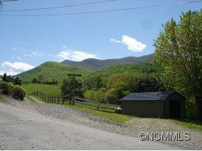 220 Sleepy Hollow Road - Photo 3