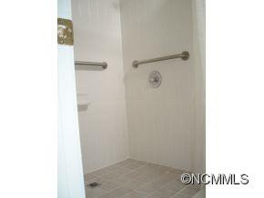 1007 Thorncrest Drive - Photo 10