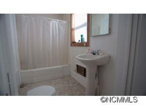 248 Franklin Street - Photo 4