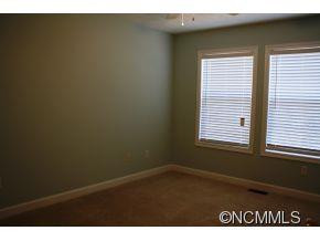 601 Laurel Drive - Photo 9