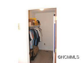 8 Cedarwood Rd - Unit B - Photo 14