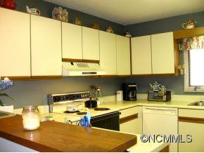 8 Cedarwood Rd - Unit B - Photo 3