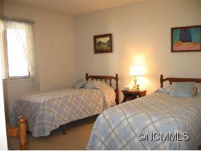 8 Cedarwood Rd - Unit B - Photo 10