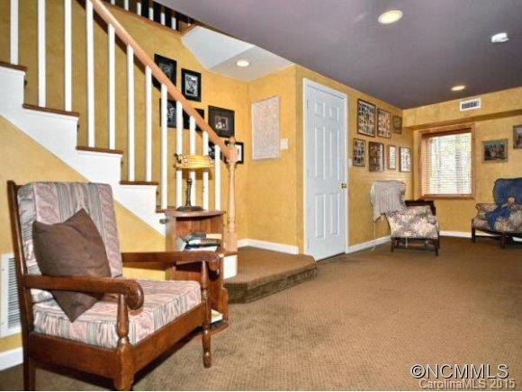 706 LAKE FALLS ROAD - Photo 11