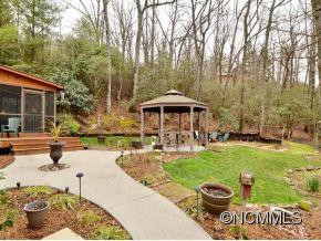330 CHIPMUNK DRIVE - Photo 2