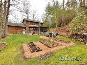 330 CHIPMUNK DRIVE - Photo 3