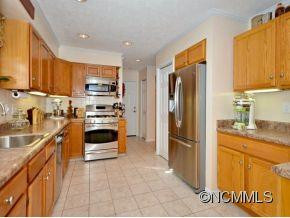 330 CHIPMUNK DRIVE - Photo 6