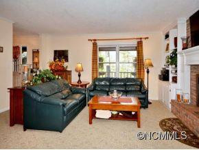 330 CHIPMUNK DRIVE - Photo 8