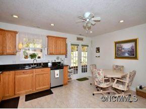 323 HEMLOCK SPRINGS TRAIL - Photo 9
