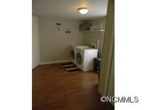 381 West Main Street - Photo 15