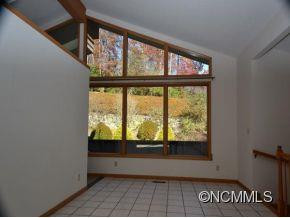5 DOGWOOD GLEN CIRCLE - Photo 6