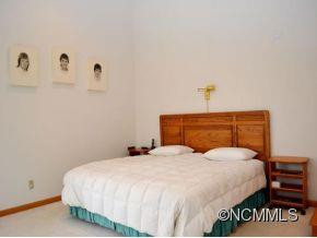 5 DOGWOOD GLEN CIRCLE - Photo 8