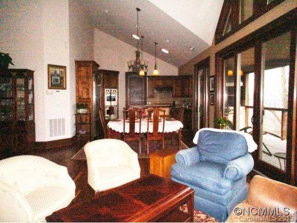 115 POINTS WEST DRIVE - Photo 8