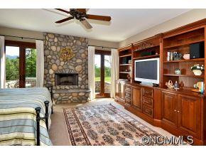 1380 Parkway North - Photo 9