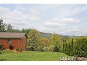 11 Westview Street - Photo 2