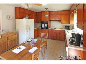 11 Westview Street - Photo 4