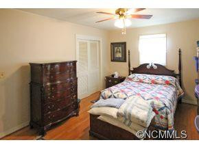 11 Westview Street - Photo 9