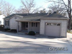 916 Sylvan Boulevard - Photo 2
