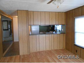 18 Ray Road - Photo 5