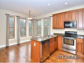 102 WALKER STREET - Photo 5