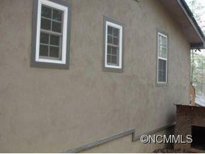109 GLENVIEW ROAD - Photo 2