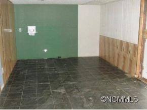 109 GLENVIEW ROAD - Photo 3