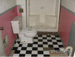 109 GLENVIEW ROAD - Photo 5