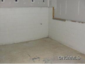 109 GLENVIEW ROAD - Photo 8