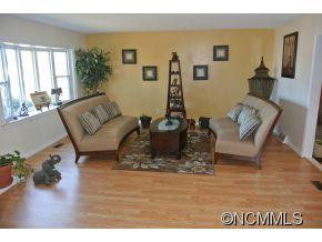 54 Fairview Street - Photo 2