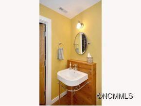 12 SOUTH LEXINGTON AVENUE #502 - Photo 10