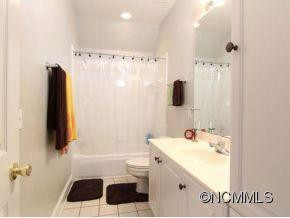 1009 Columbine Road - Photo 17