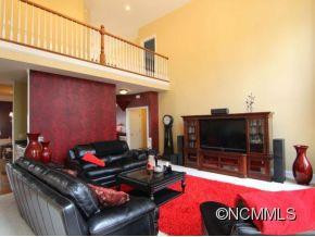 1009 Columbine Road - Photo 7