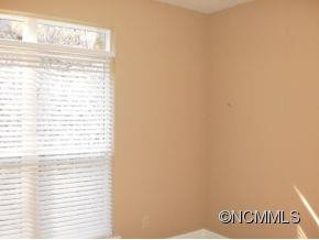 516 Tomahawk Trail - Photo 4