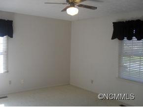 417 Periwinkle Drive - Photo 16