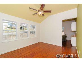 14 Lawndale Avenue - Photo 2