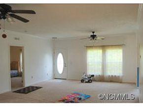 105 Poppas Place - Photo 12