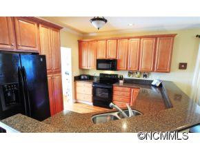 23 Victoria Park Dr. - Photo 2