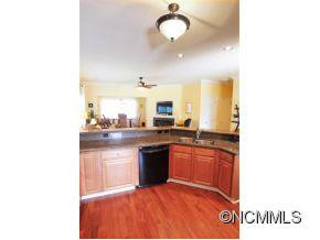 23 Victoria Park Dr. - Photo 3