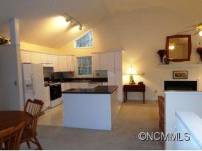 138 Redbud Lane - Photo 3