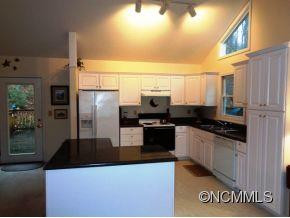 138 Redbud Lane - Photo 8