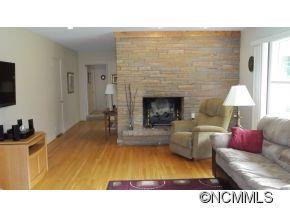 329 Windsor Road - Photo 2
