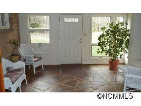 329 Windsor Road - Photo 8