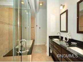 12 SOUTH LEXINGTON AVE #206 - Photo 8