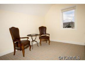 84 CARRIAGE HIGHLANDS COURT - Photo 16