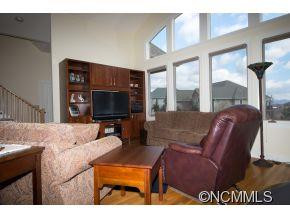 84 CARRIAGE HIGHLANDS COURT - Photo 3