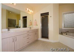 84 CARRIAGE HIGHLANDS COURT - Photo 9